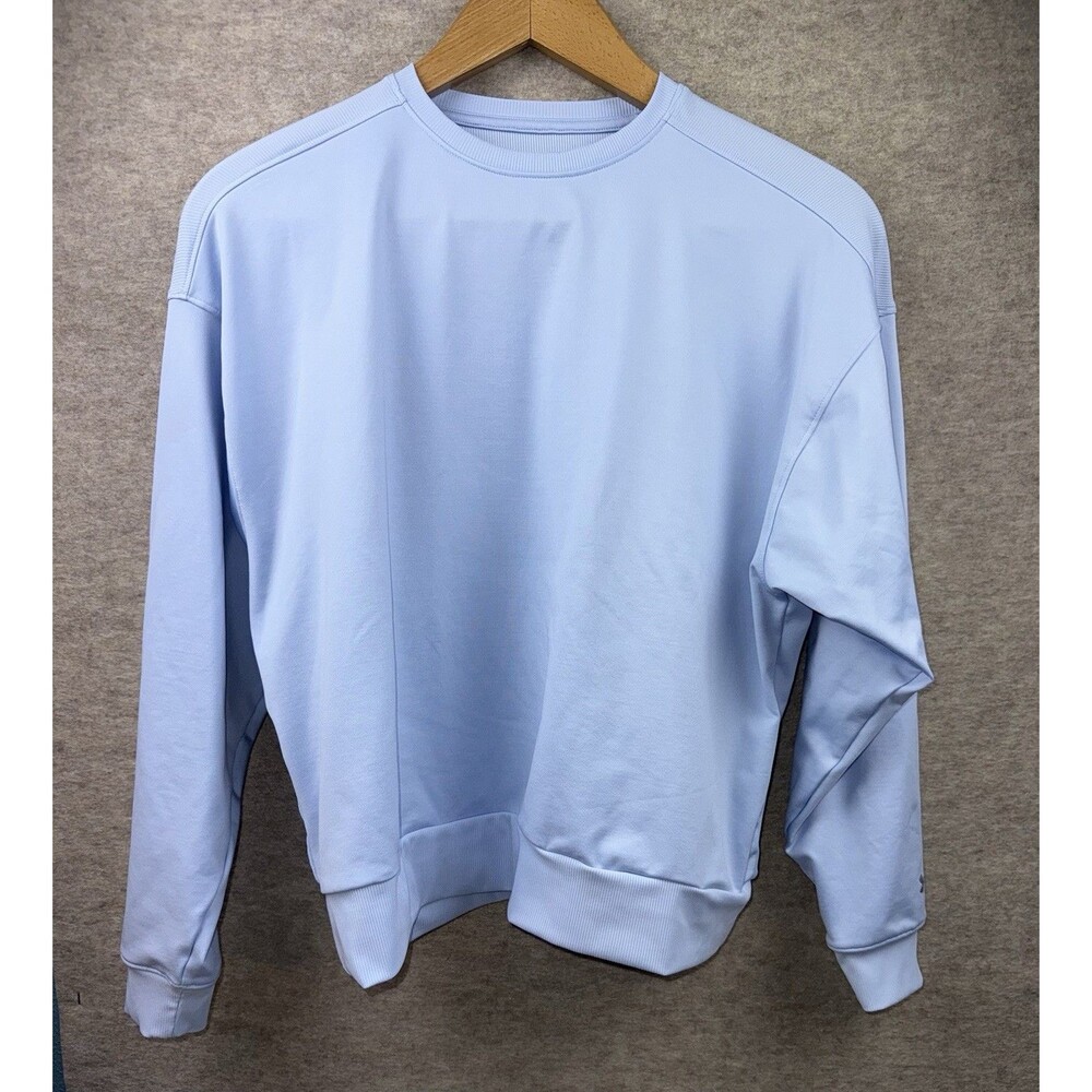 Under Armour Women’s Size Medium Loose Fit Light Blue Long Sleeve Athletic Shirt